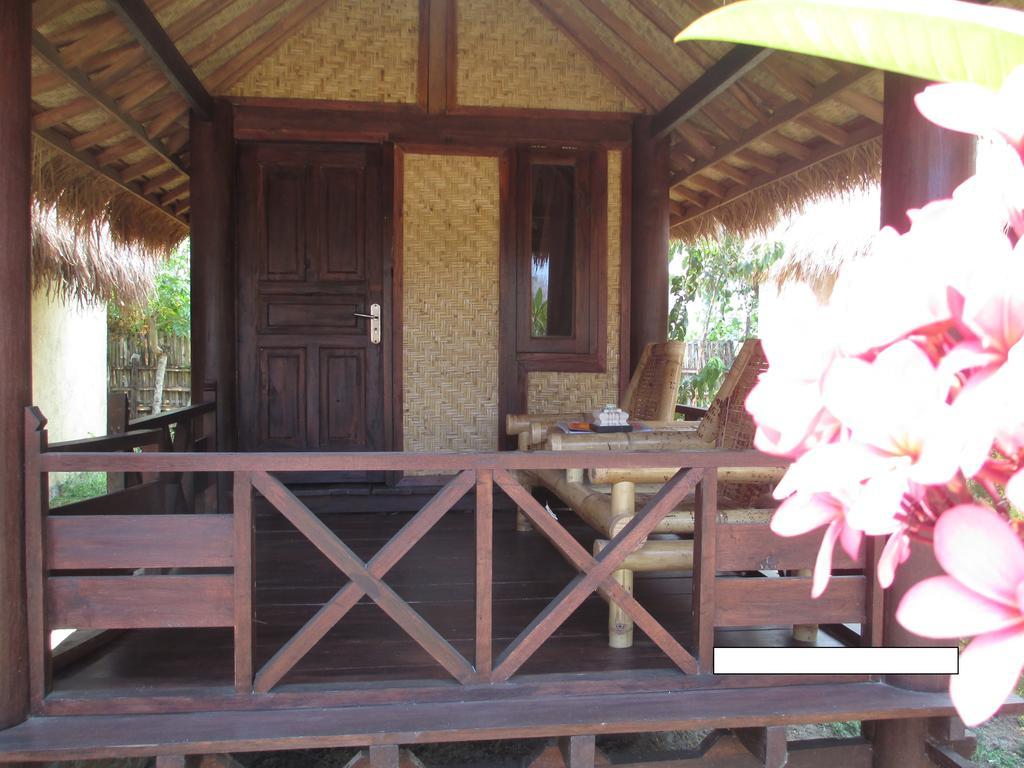 Selong Belanak Bungalows מראה חיצוני תמונה